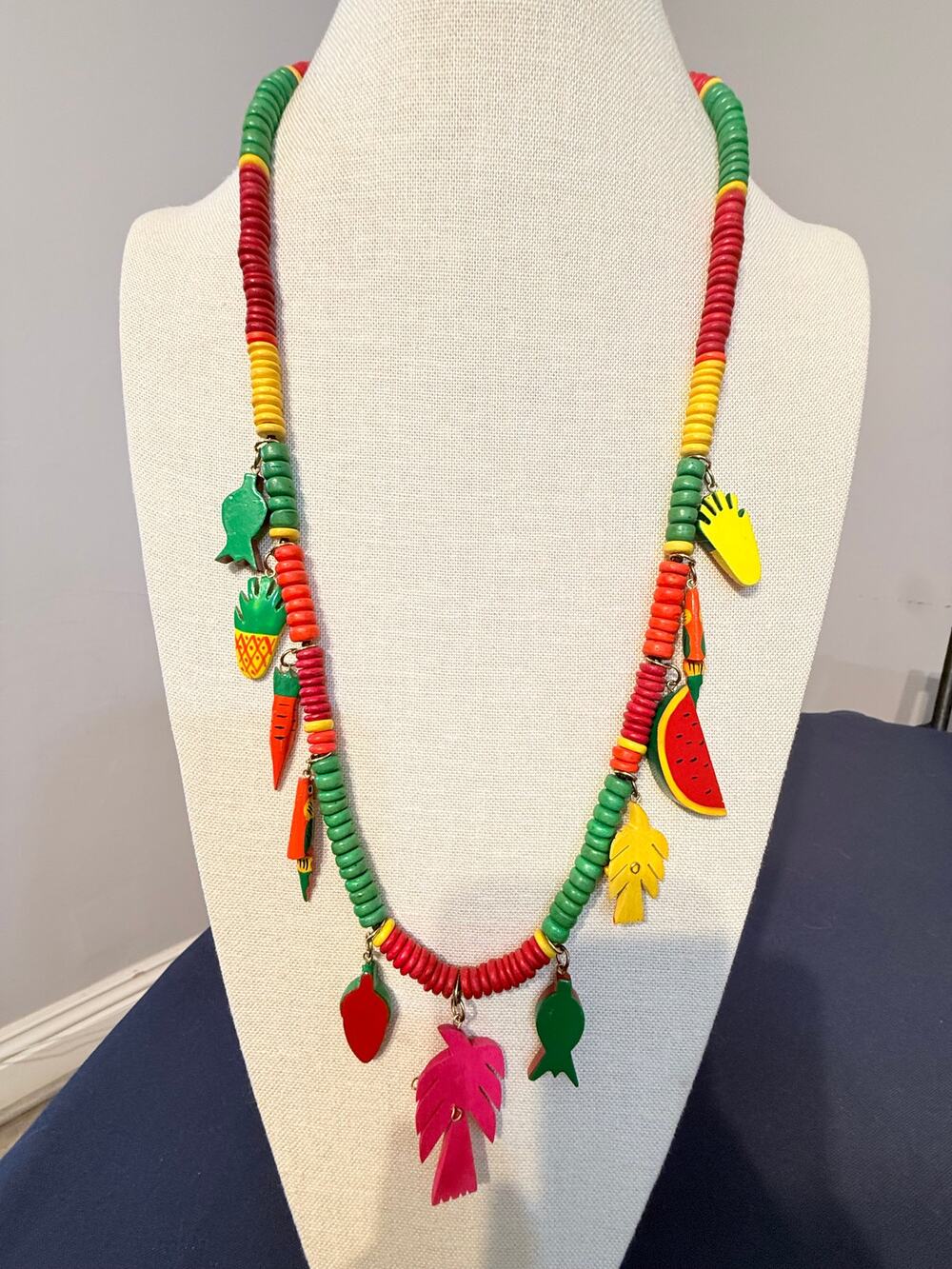 Vintage Tropical Charm Bead Necklace 30”